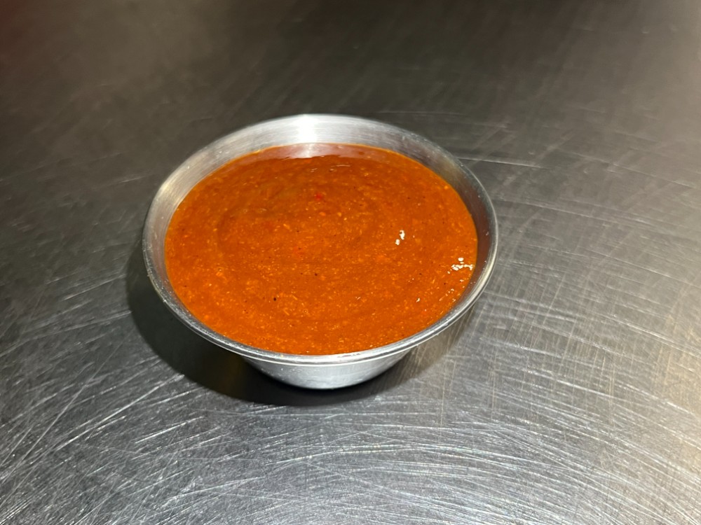 Добавка соус гострий