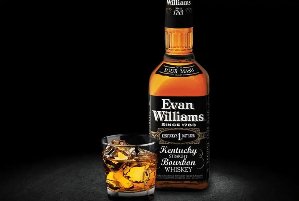 Evan Williams \ ევან უილიამსი