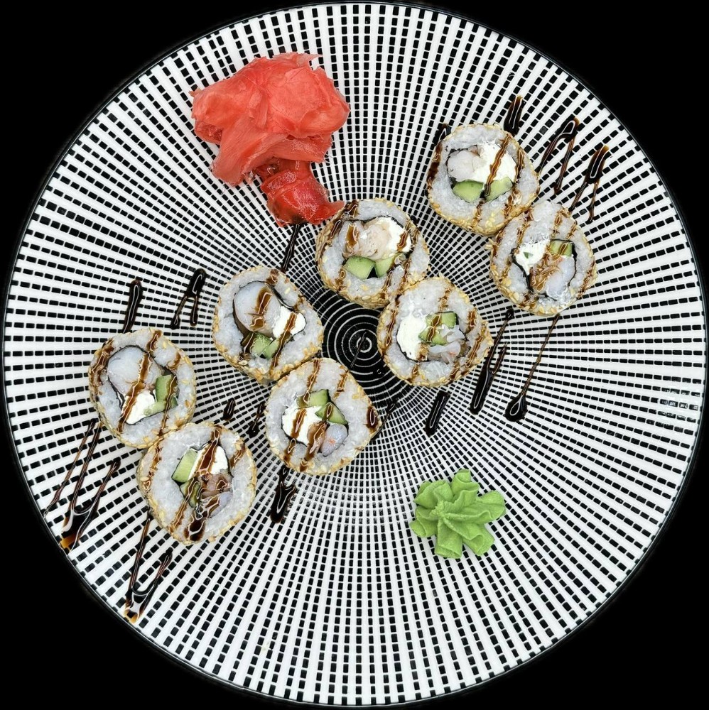Калифорния с креветкой в белом кунжуте