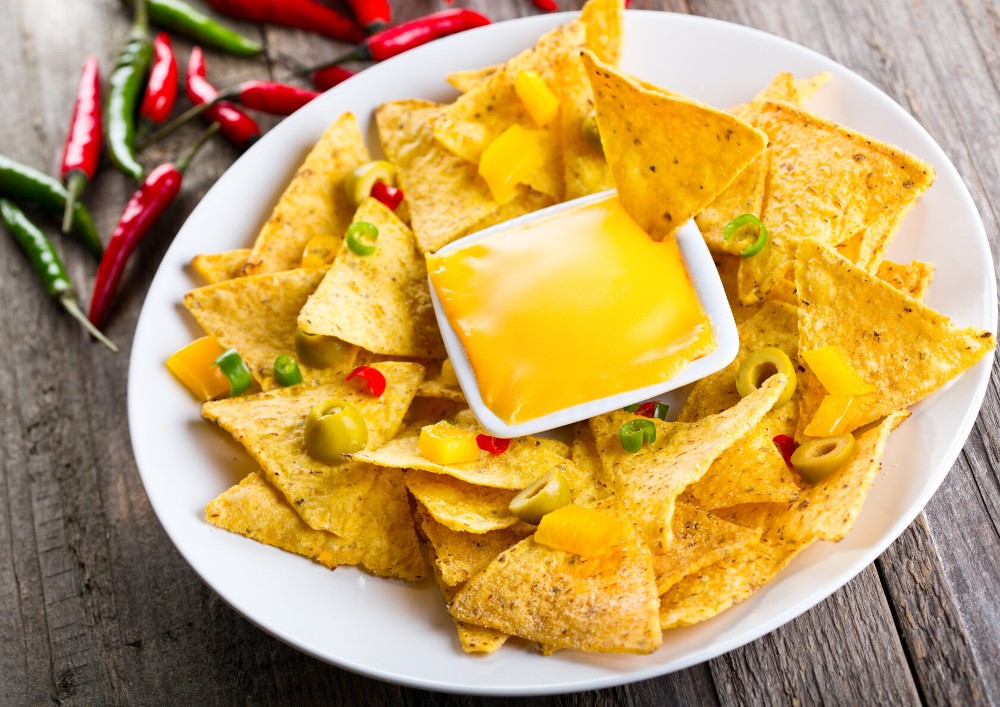 Nacho's cu sos de cascaval