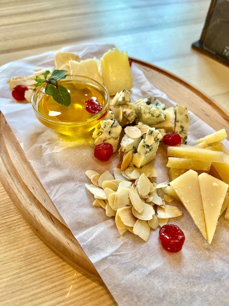 Сирна тарілка