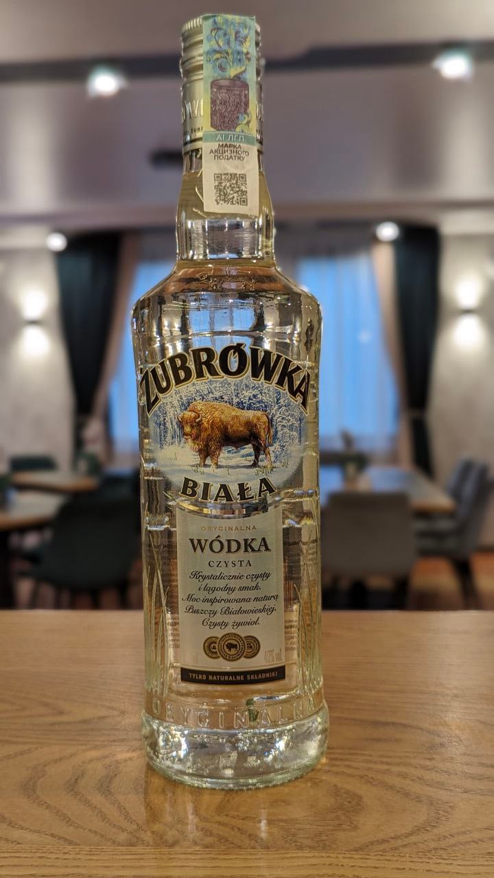 Горілка Zubrowka biala