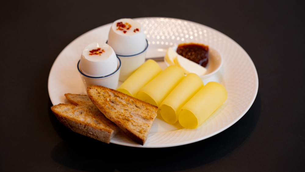 W DANISH plate