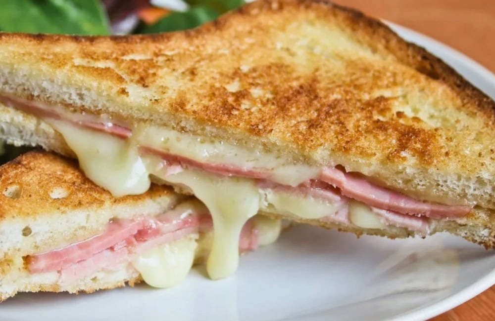 Ham and Cheese Sandwich 