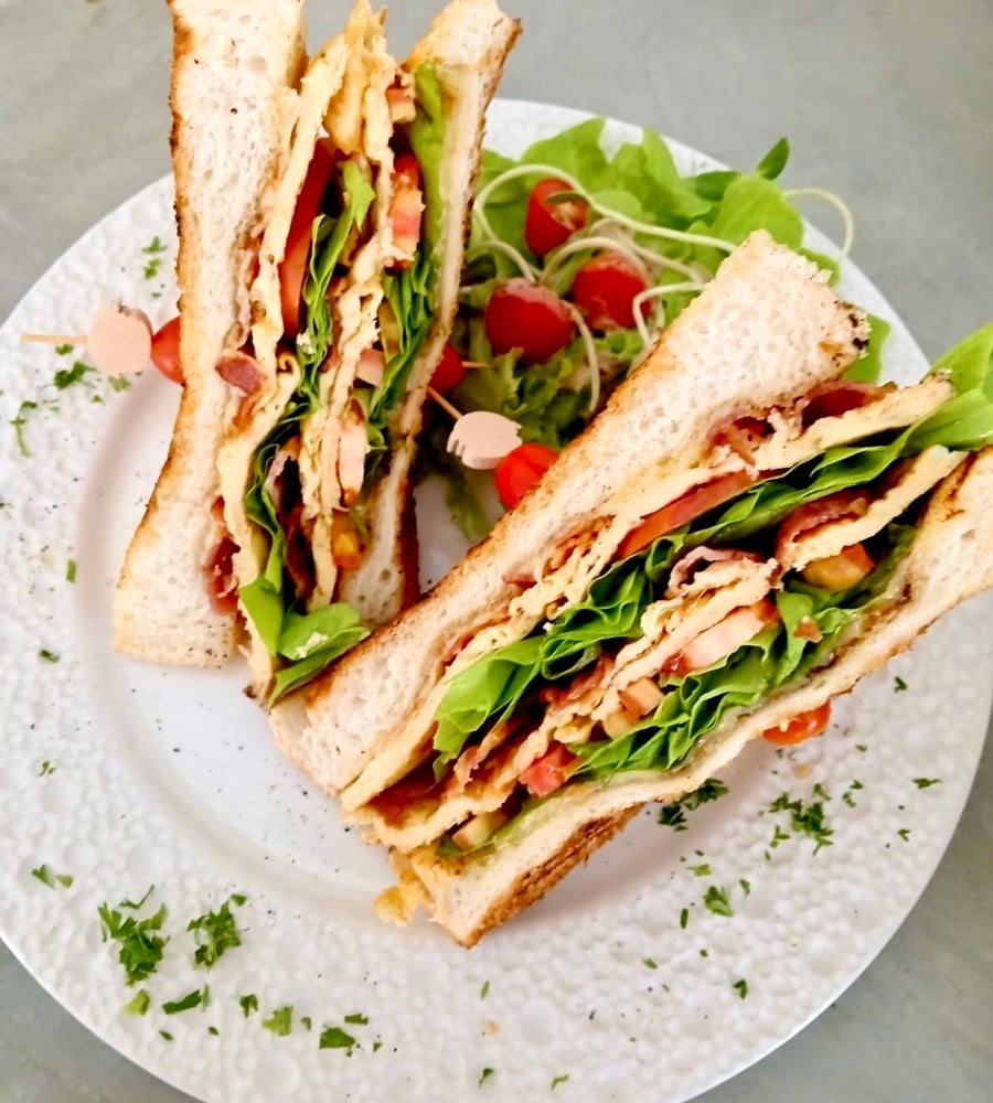 Big Sandwich  / แซนด์วิชชิ้นใหญ่ 