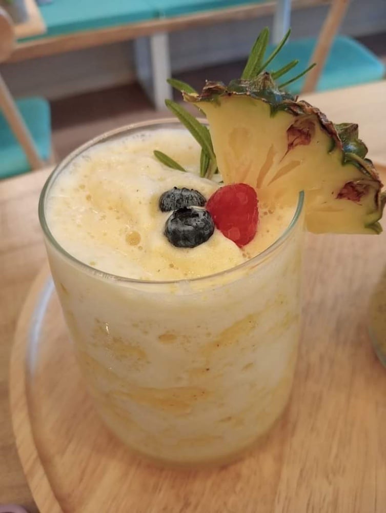 65 Pineapple Soda