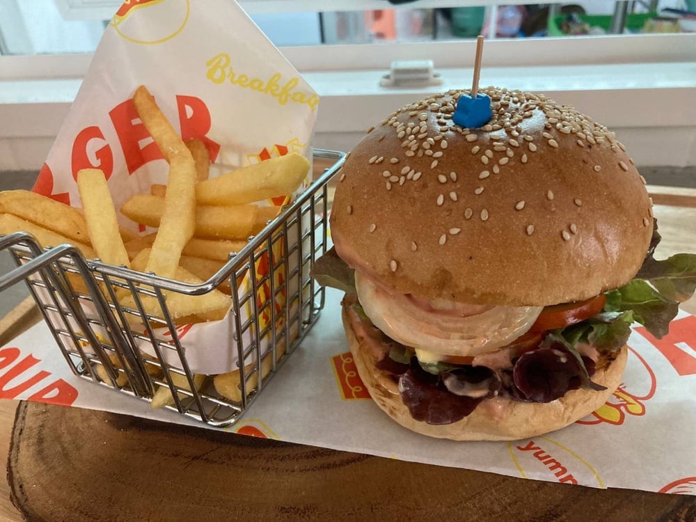 Classic Beef burger 