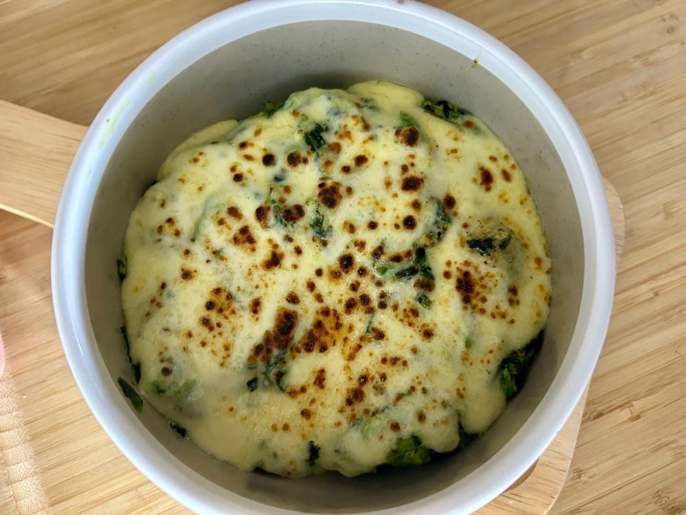 Spinach gratin with mozzarella 