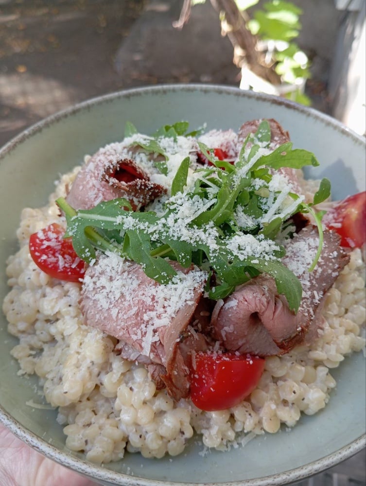 Кус кус з телятиною