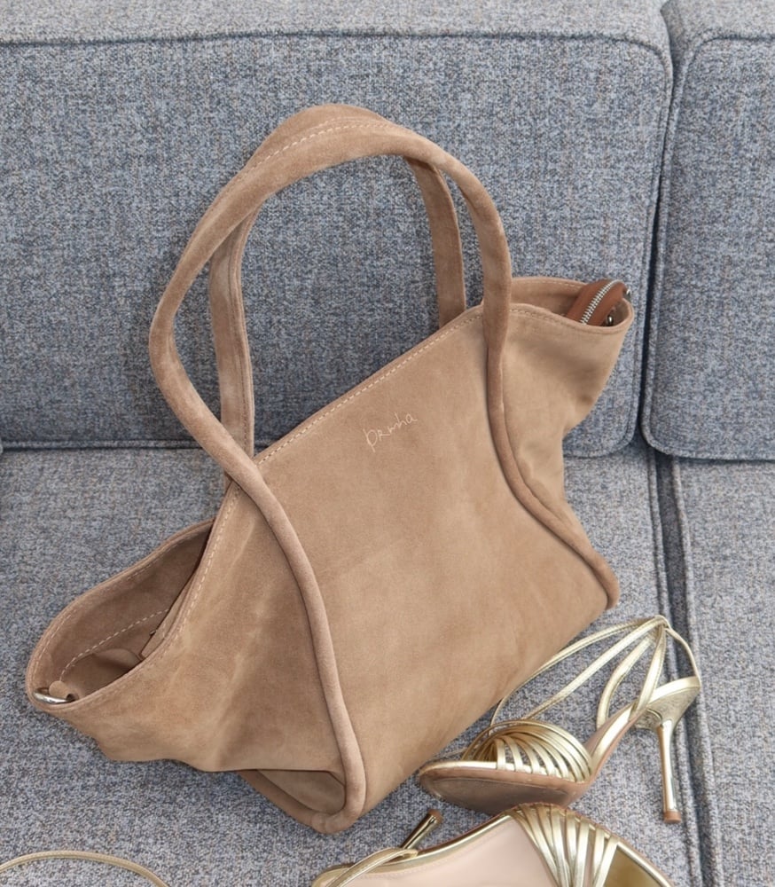 Naomi Bag