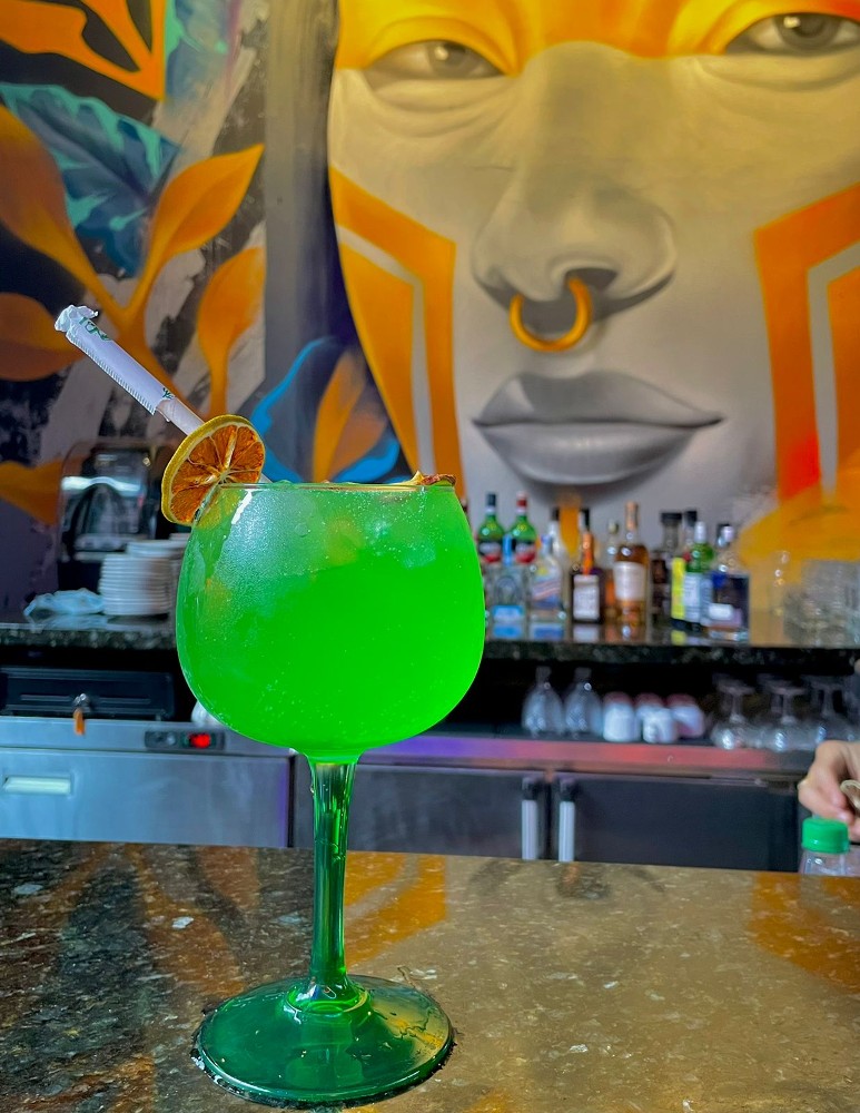 Soda Saborizada de Manzana Verde y Limón