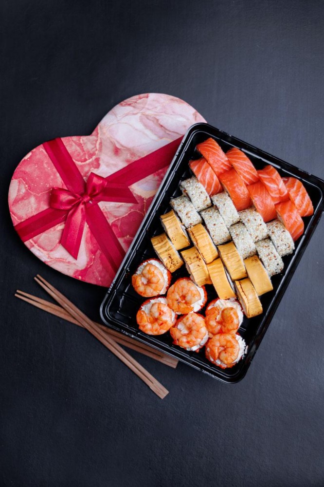 СЕТ ДО ДНЯ ЗАКОХАНИХ 1