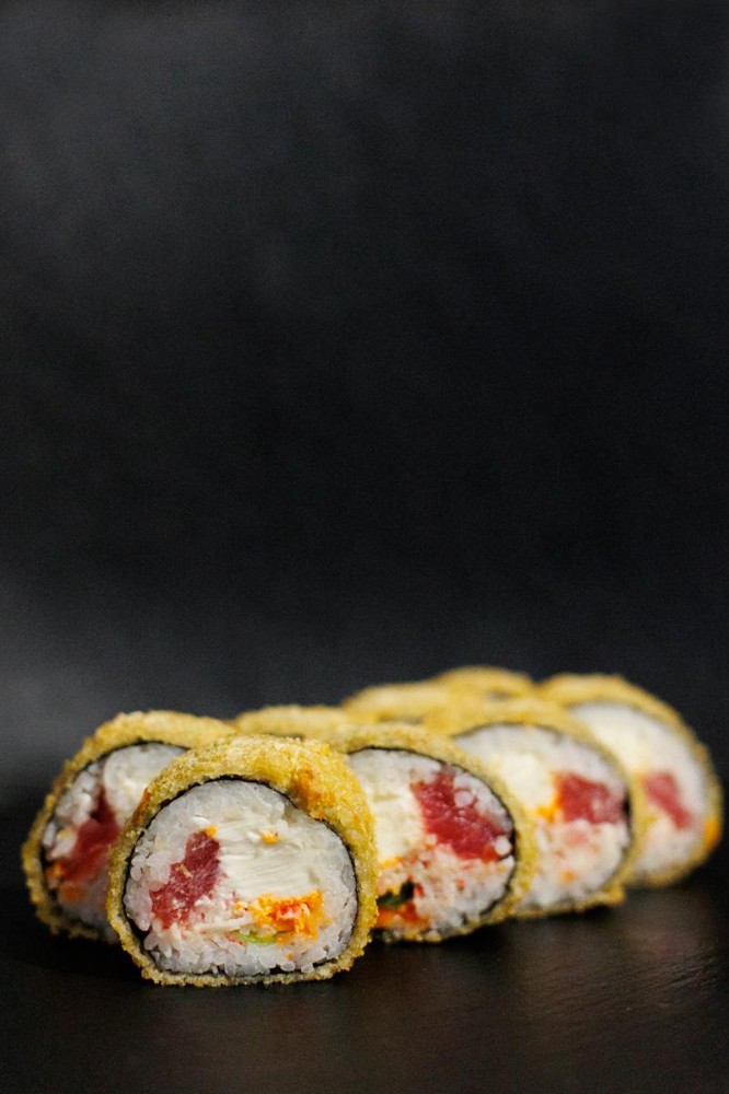 Темпура з тунцем та сніговим крабом