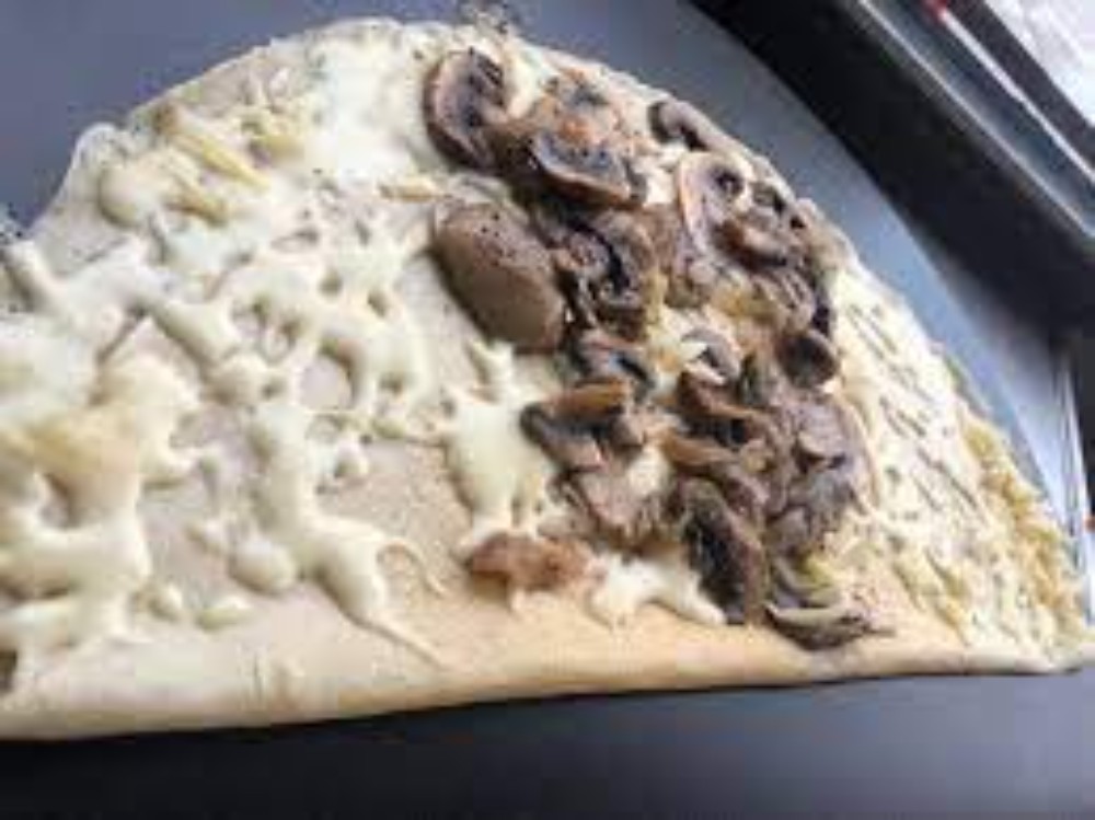 Crepa Manchego con champiñones
