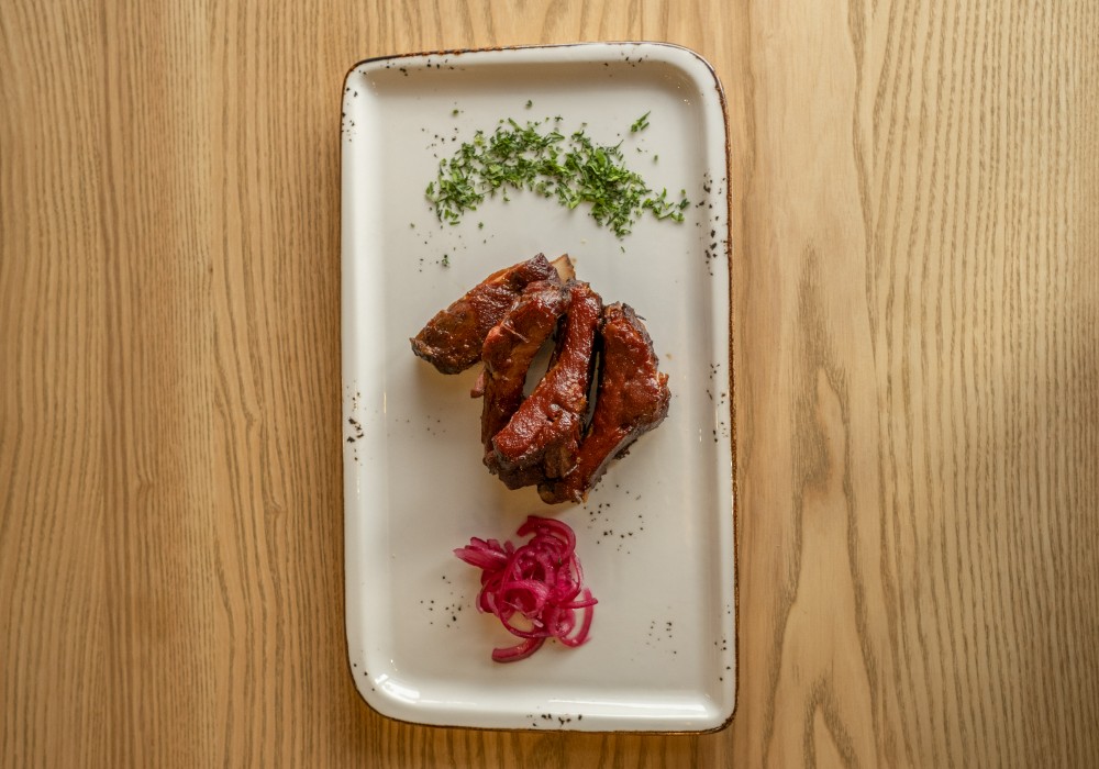 Ребра копчені запечені в соусі BBQ
