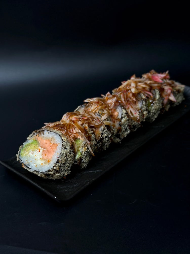 Гарячий рол з лососем темпура та крабом ( 345г )