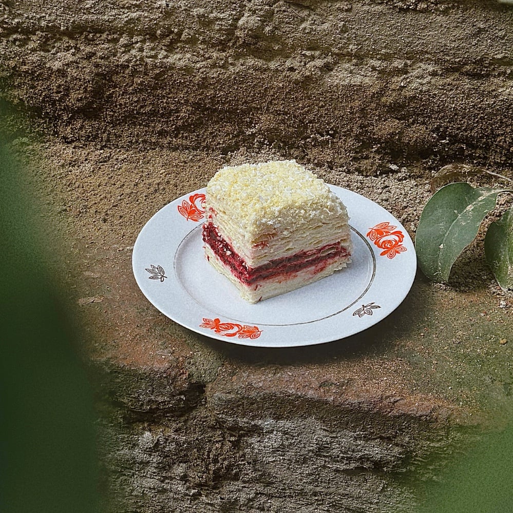 Napoleon coconut & berries & rose