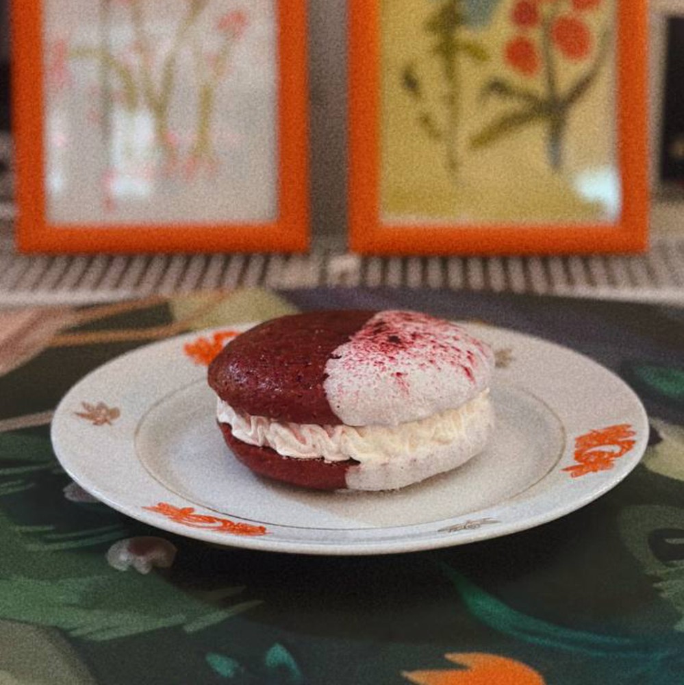 Red Velvet whoopie pie