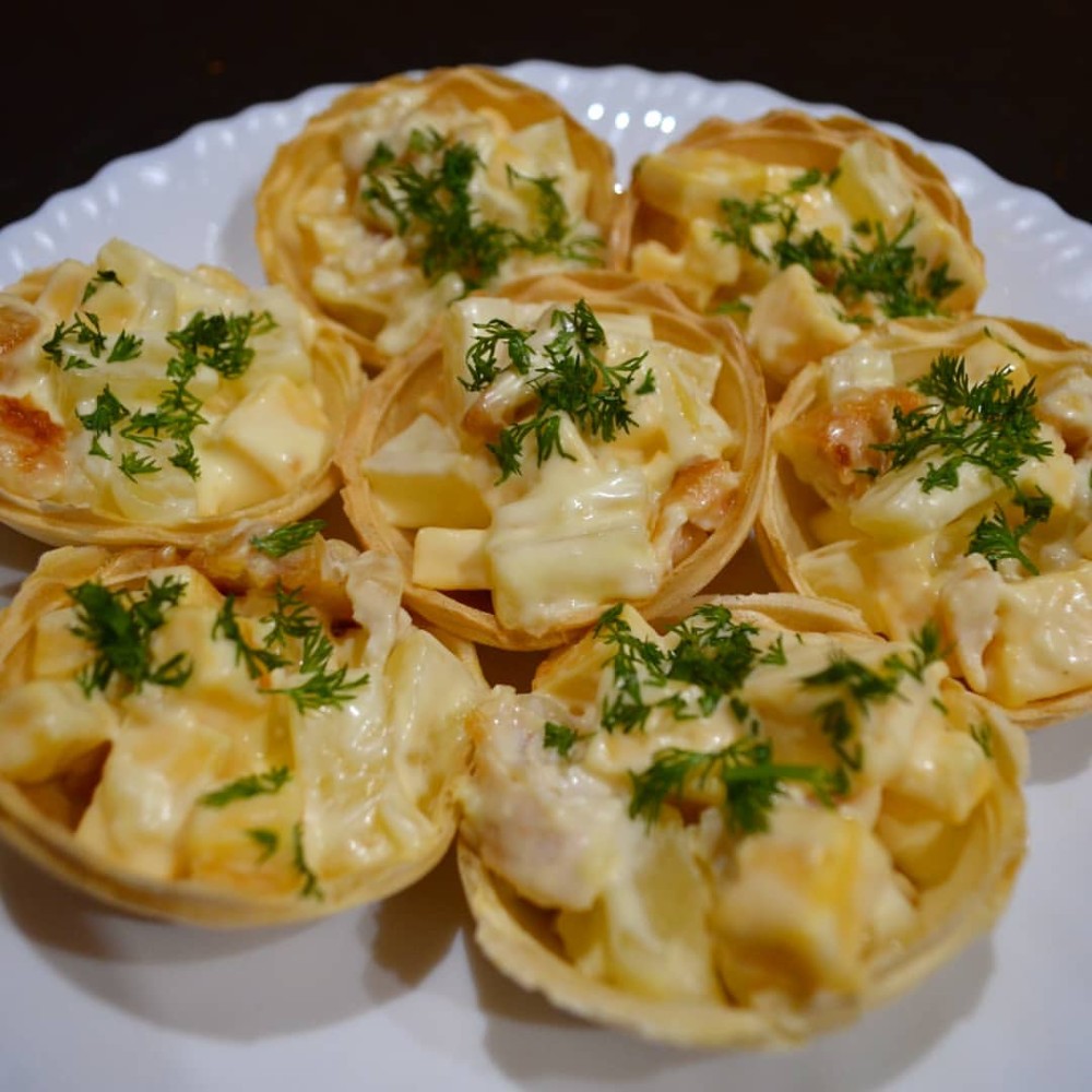 Тартарлетки з ананасами та куркою ( 10 шт за попереднім замовленням)