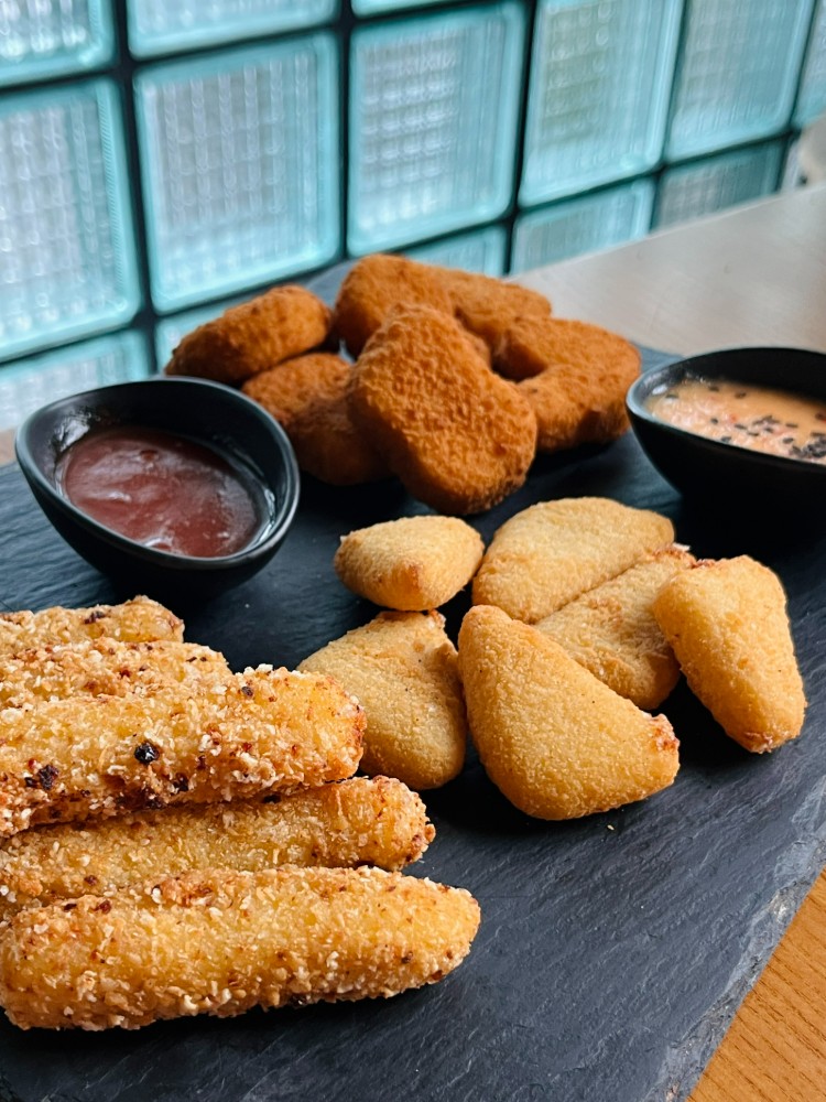 Сет сирні палички та нагетси