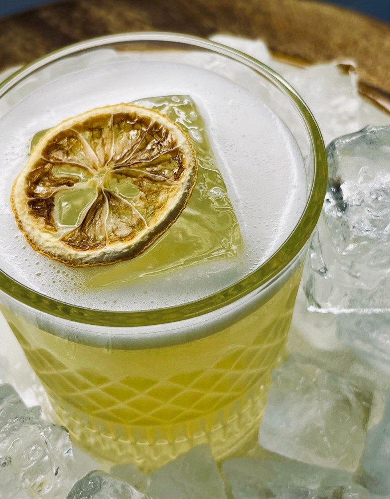 Коктейль Whiskey Sour