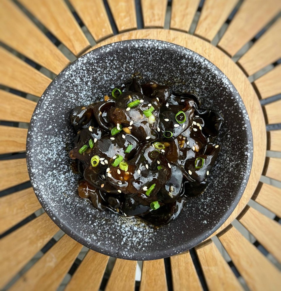 Муер в устрічному соусі