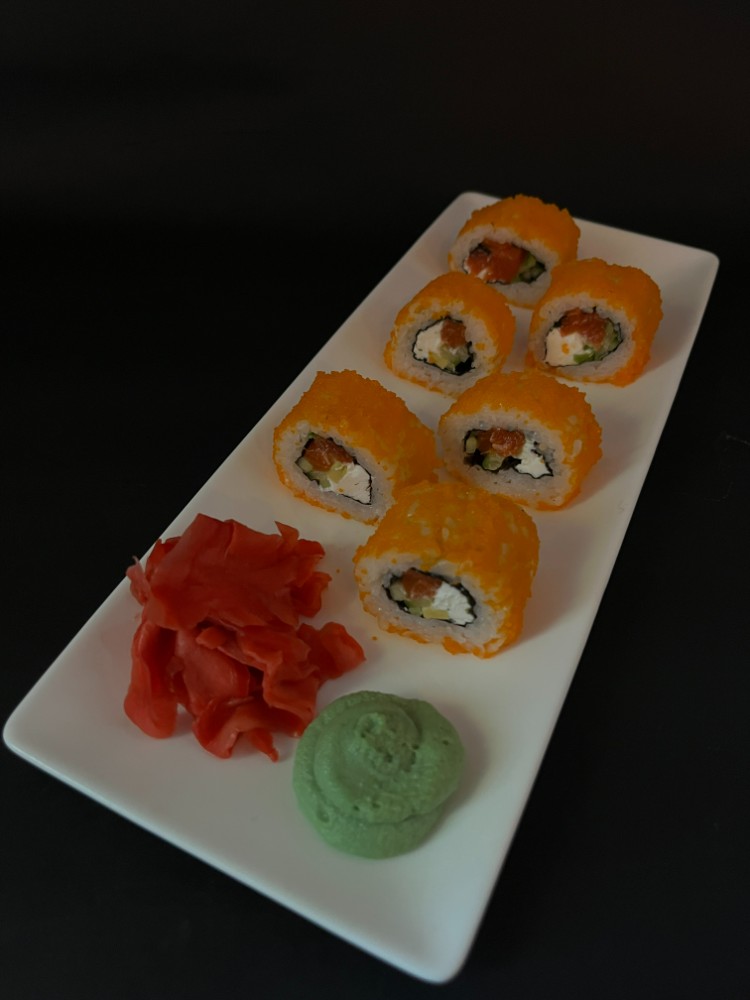 Рол Каліфорнія-Лосось