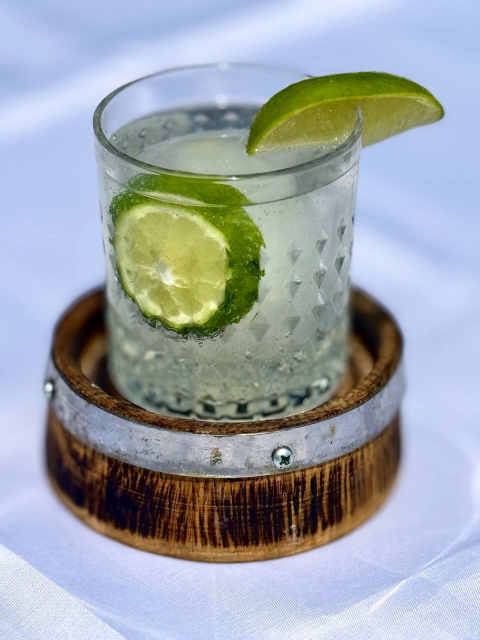 Gin Tonic                                        