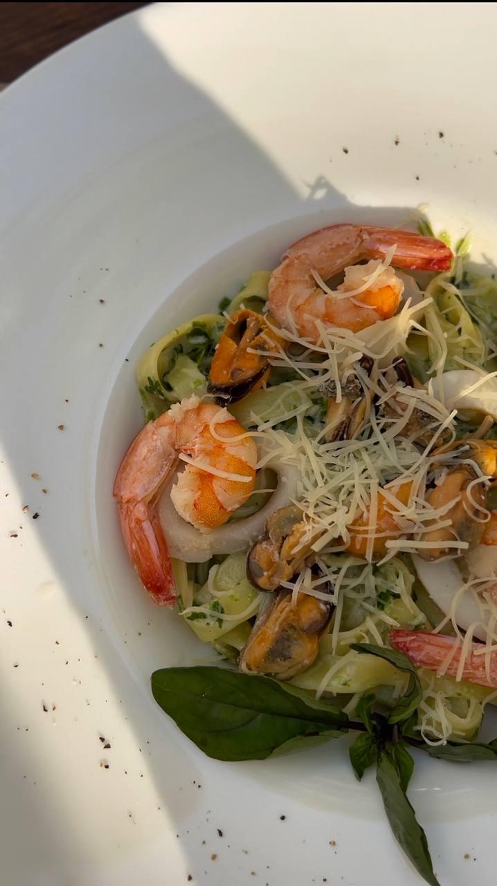Тальятеле з морепродуктами (350 г)