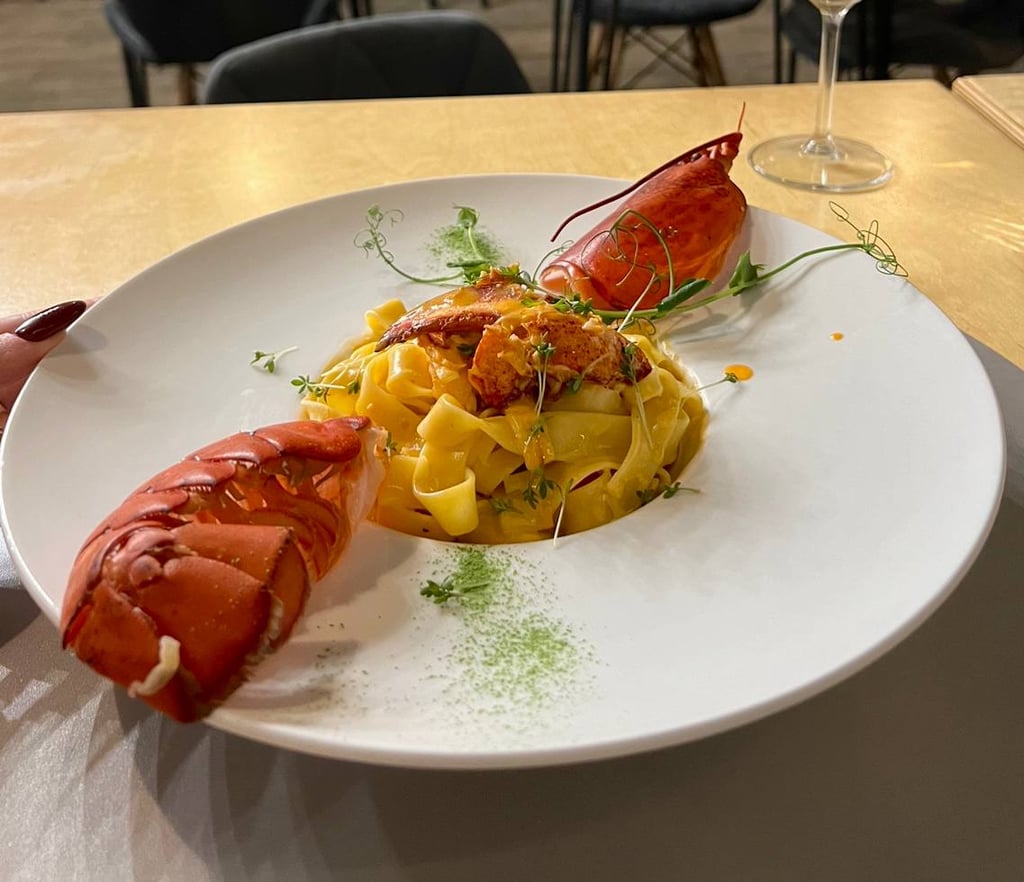 Паста з лобстером ( Pasta with lobster)