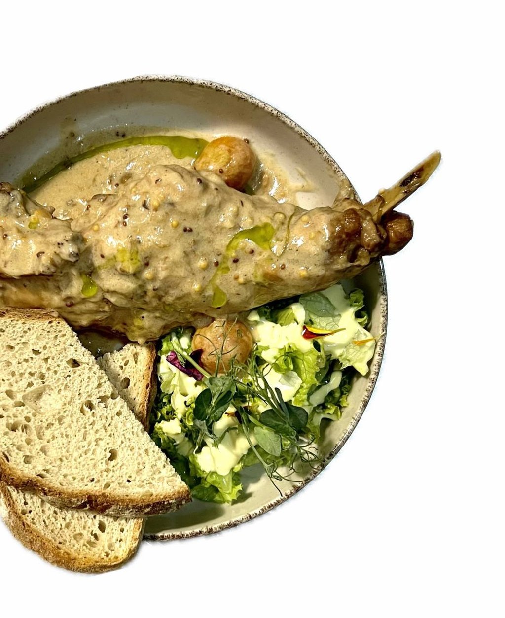 Ніжка кролика в сметанковому соусі (Rabbit leg in cream sauce)