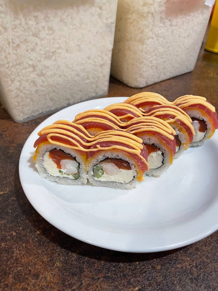 Рол дорогий з тунцем