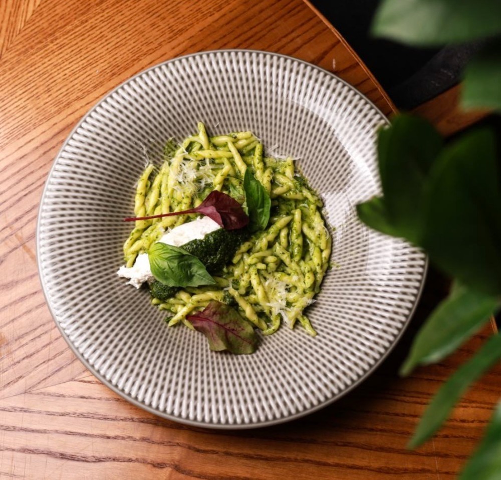 TROFIE З ПЕСТО ТА СТРАЧАТЕЛОЮ