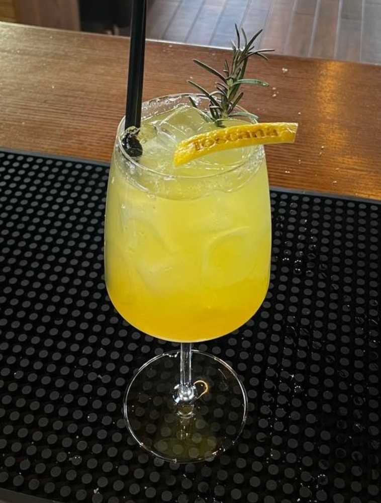 Коктейль Winter Bickens Passion/Зимова пристрасть Бікенса   