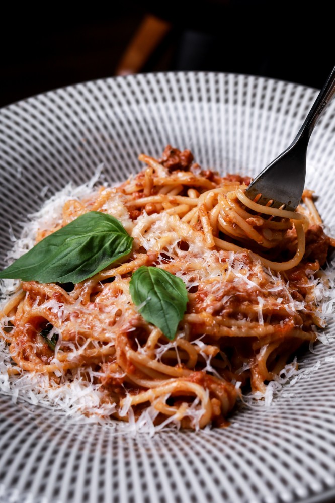 СПАГЕТТІ БОЛОНЬЄЗЕ