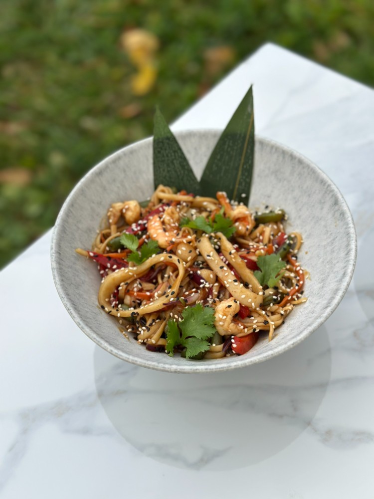 Удон з морепродуктами