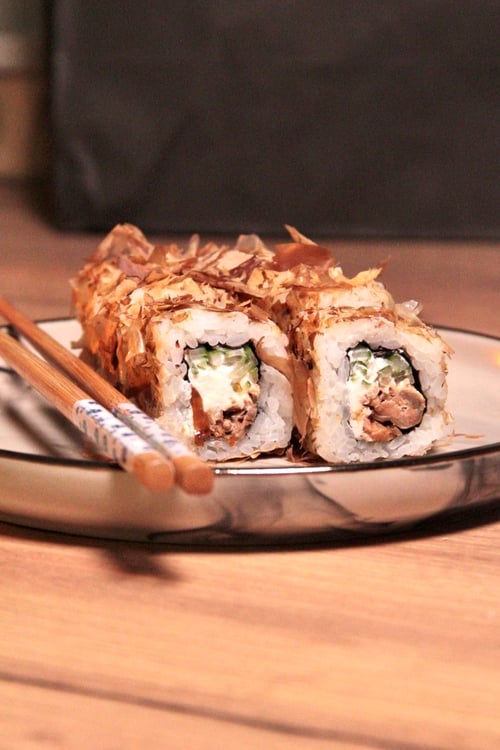 Рол Боніто з лососем