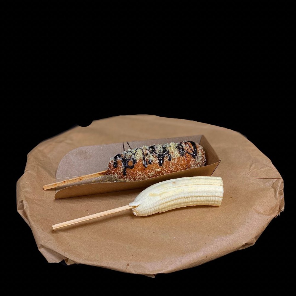 корндог солодкий з бананом