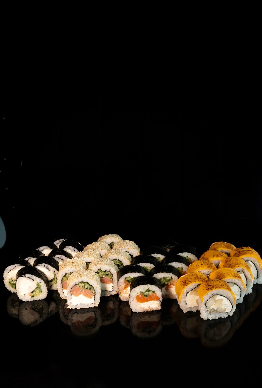 Акційний сет ( 1050 г / 32 шматочки)