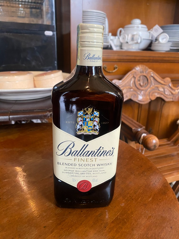Ballantine`s Finest Blended Scotch Whisky