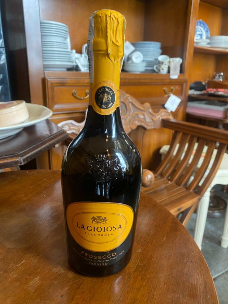 Вино біле ігристе La Gioiosa