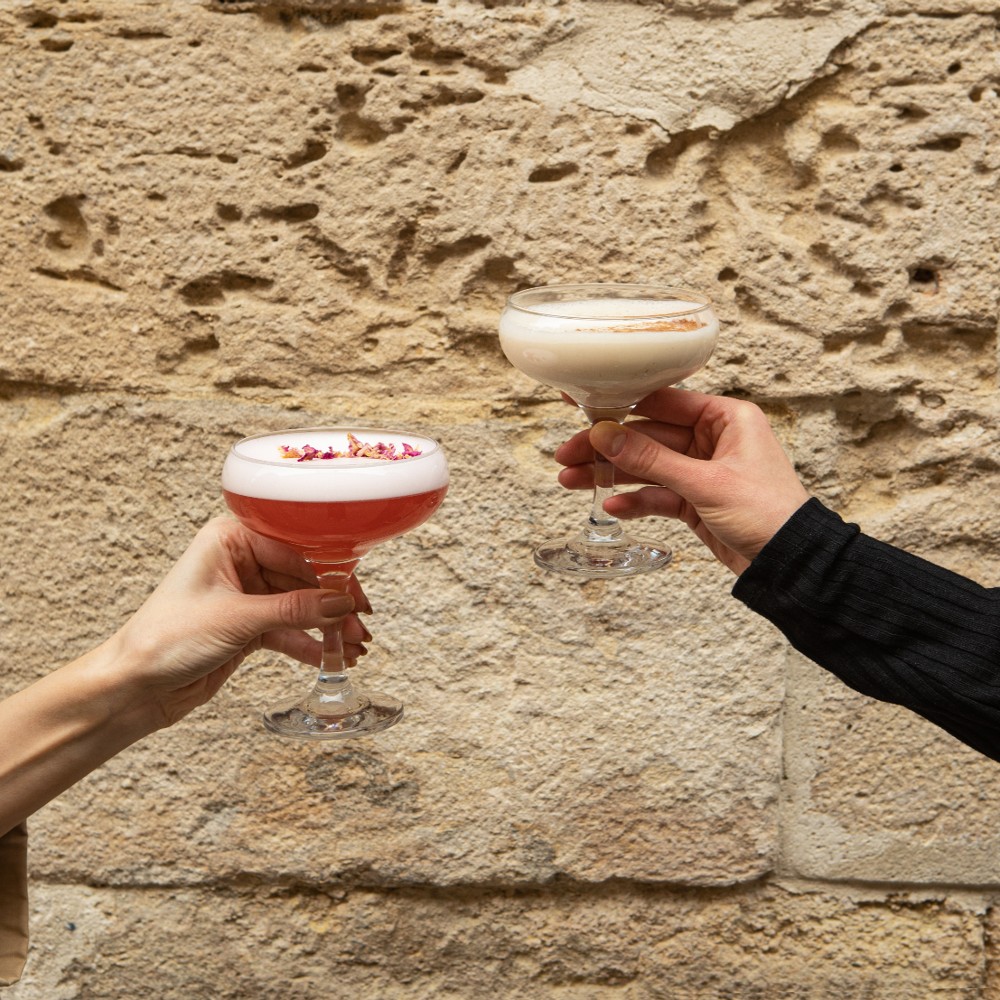 Акція на коктейлі 2+1