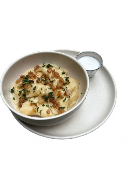 Вареники з картоплею та шкварками