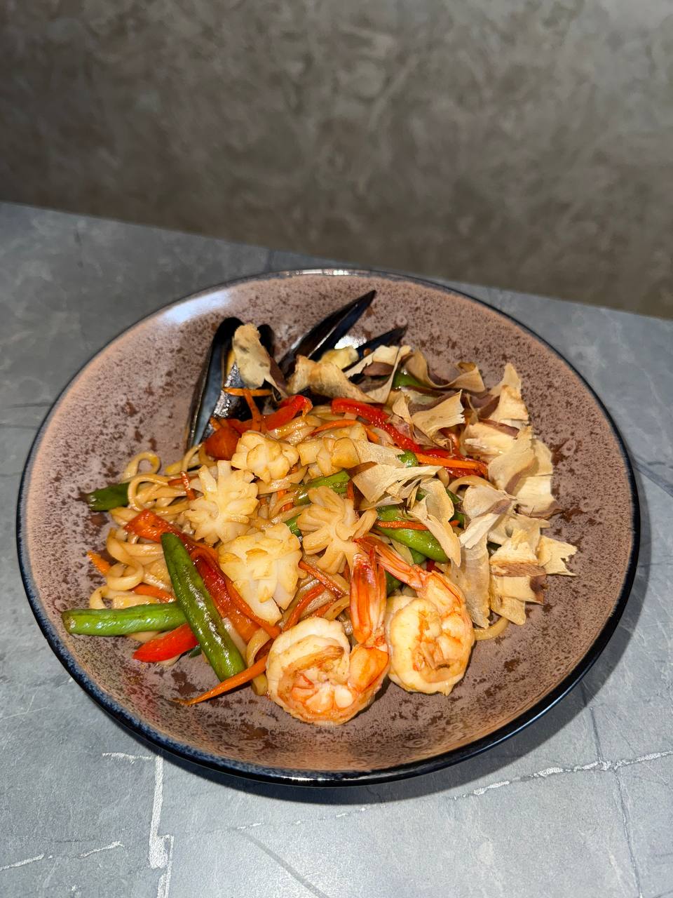 Удон з Морепродуктами