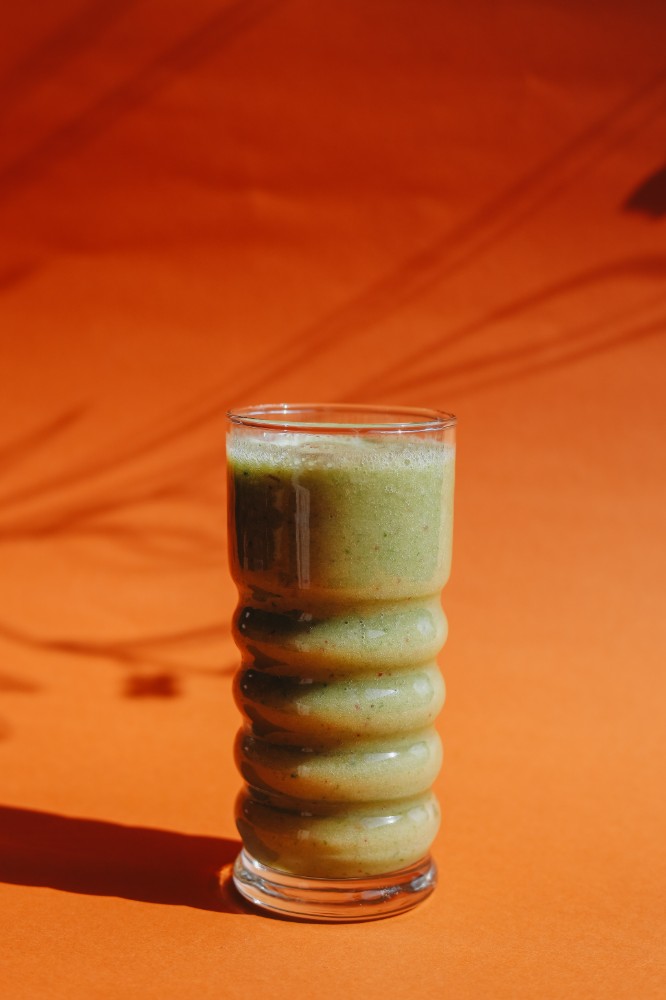 Шпинат-банан-яблуко