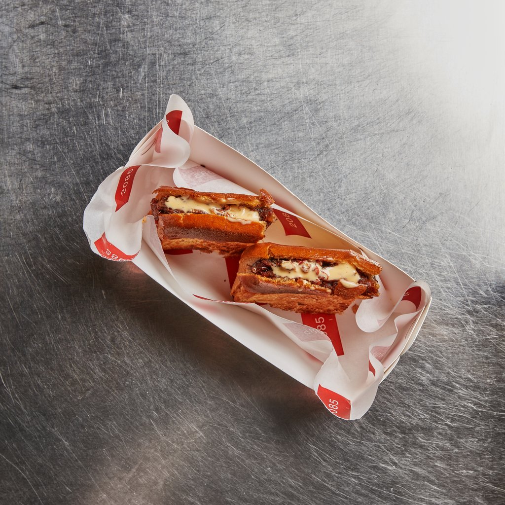 BUILD YOUR OWN HOT DOG 
