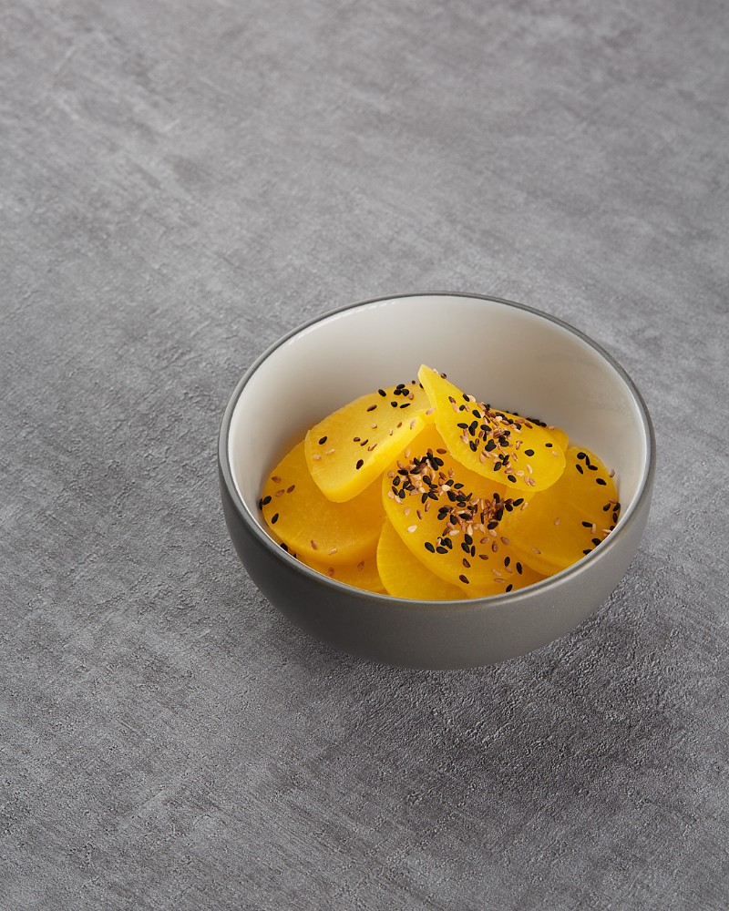 Маринована редька Дайкон