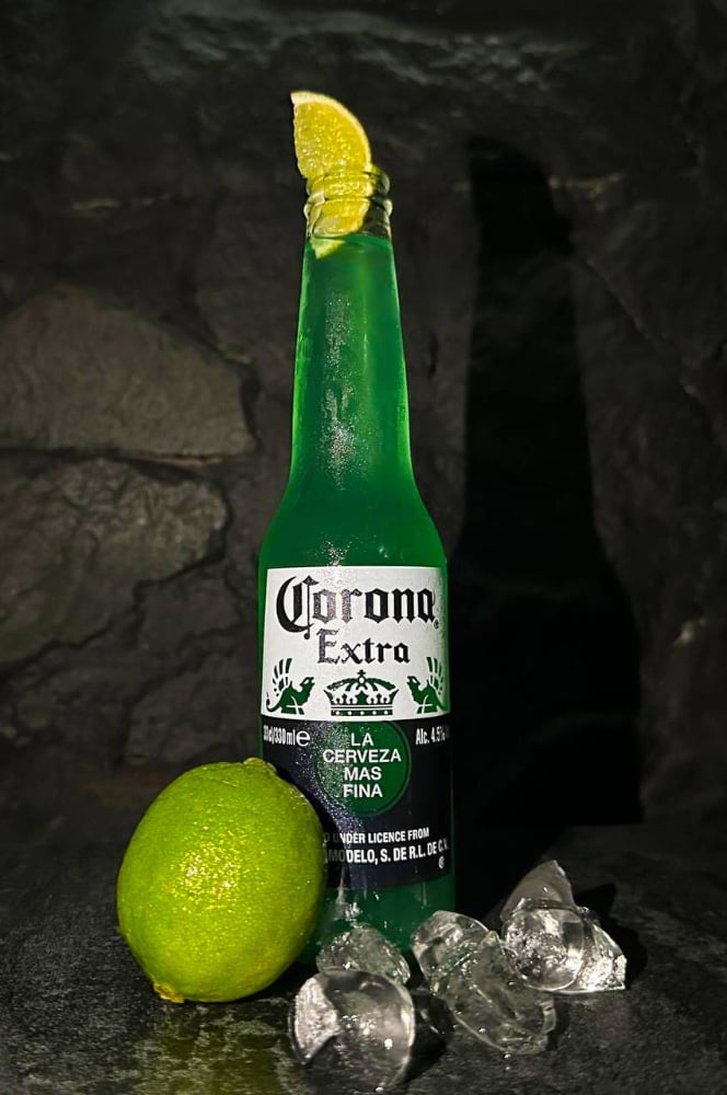 Corona Hawaiian