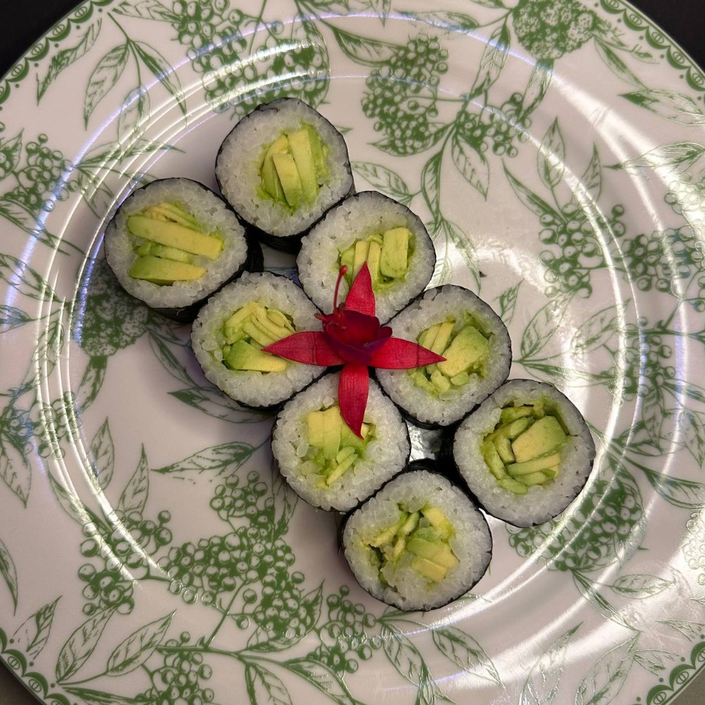 Макі з авокадо