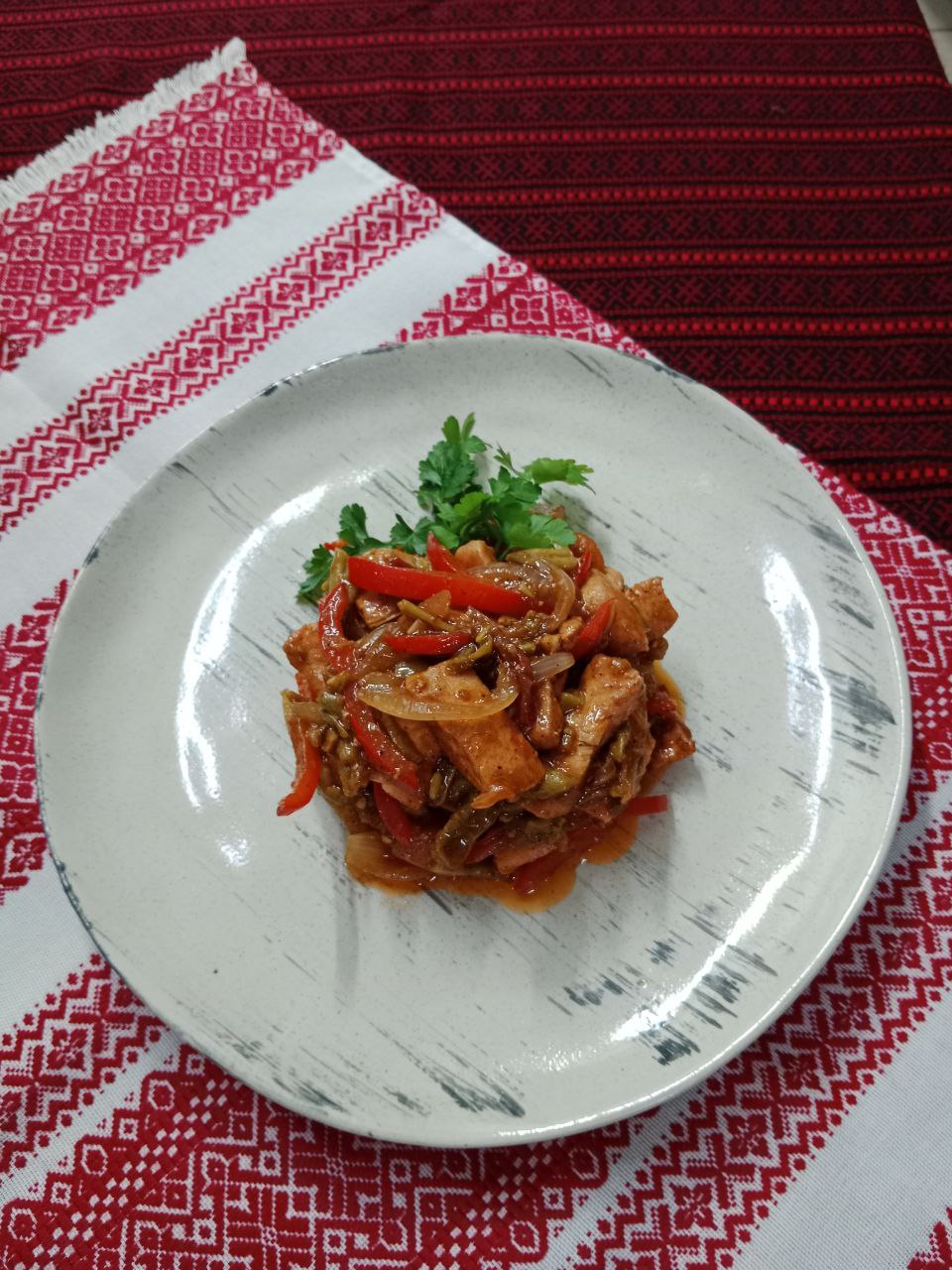 Філе курки з овочами